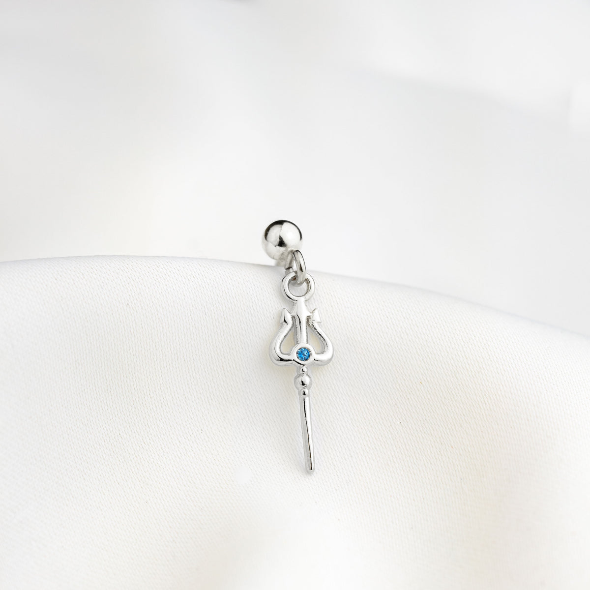 Silver Poseidon&#39;s Trident Earpin