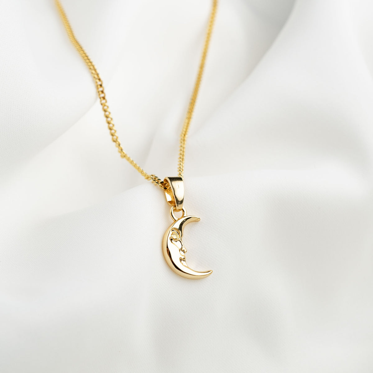 Luna Necklace