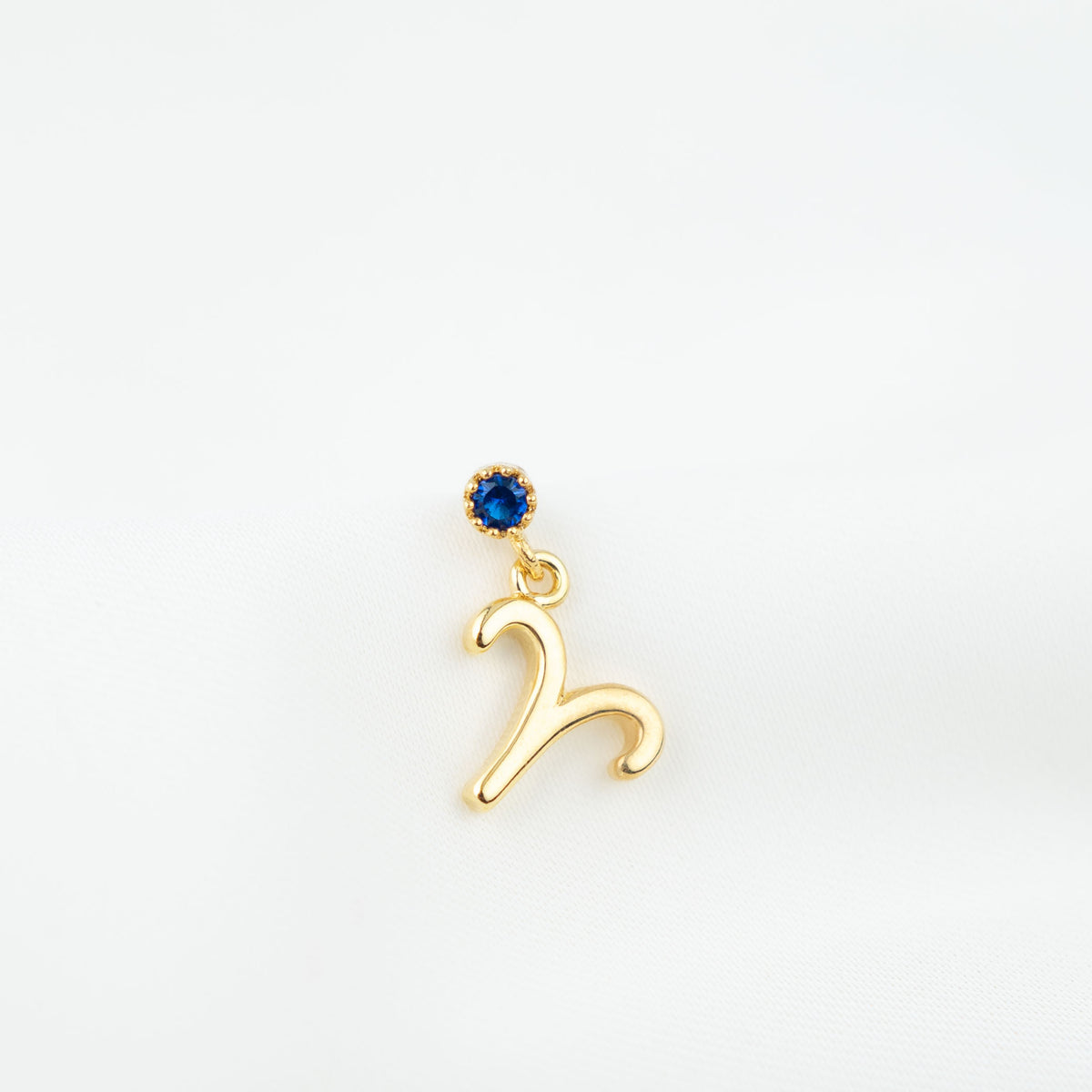 Sapphire Blue Star Sign Earpin