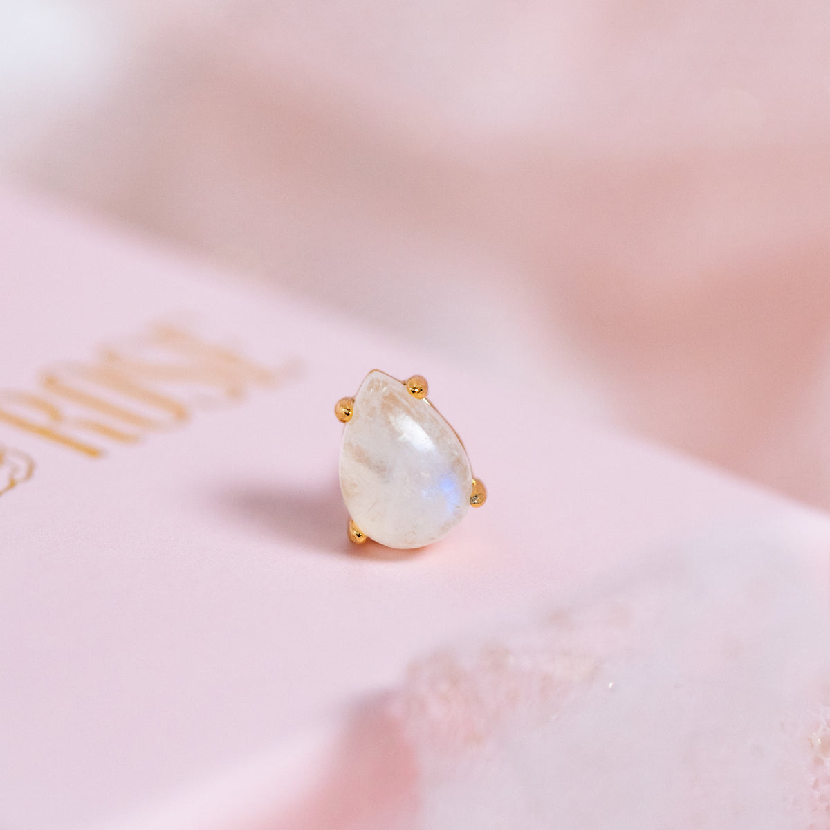 Golden Moonstone Stud
