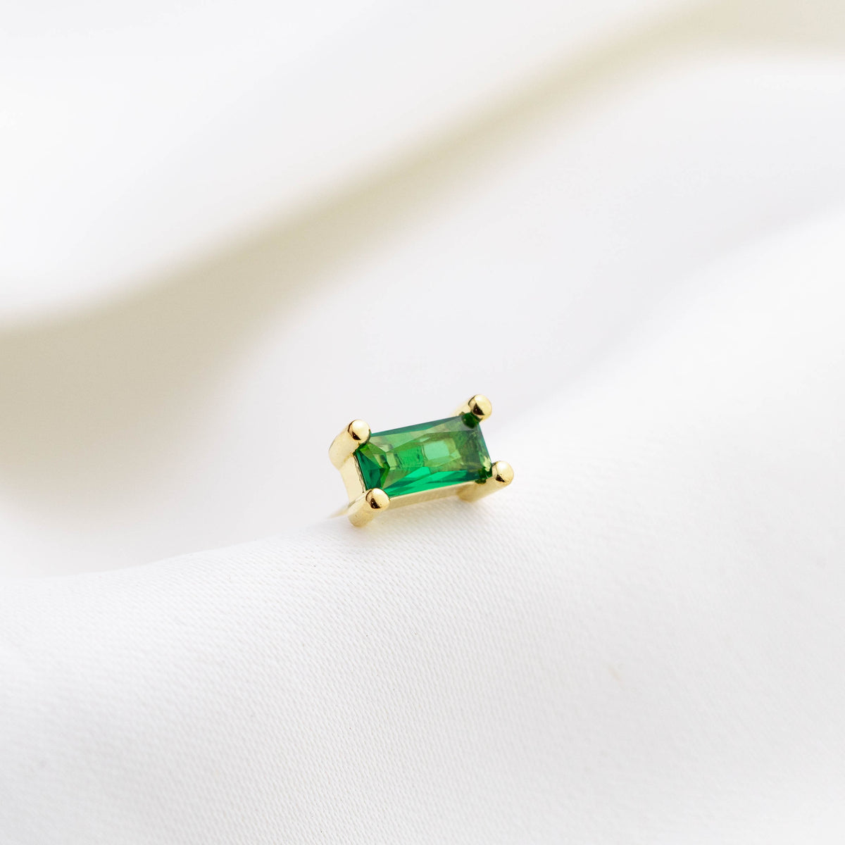 Emerald Cubic Stud