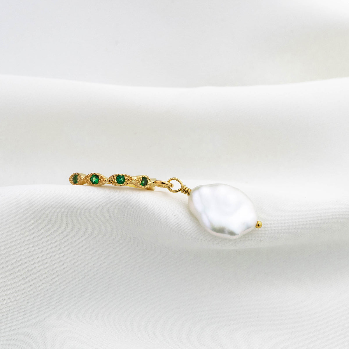Emerald Delicate Cubic Hoop Freshwater Pearl
