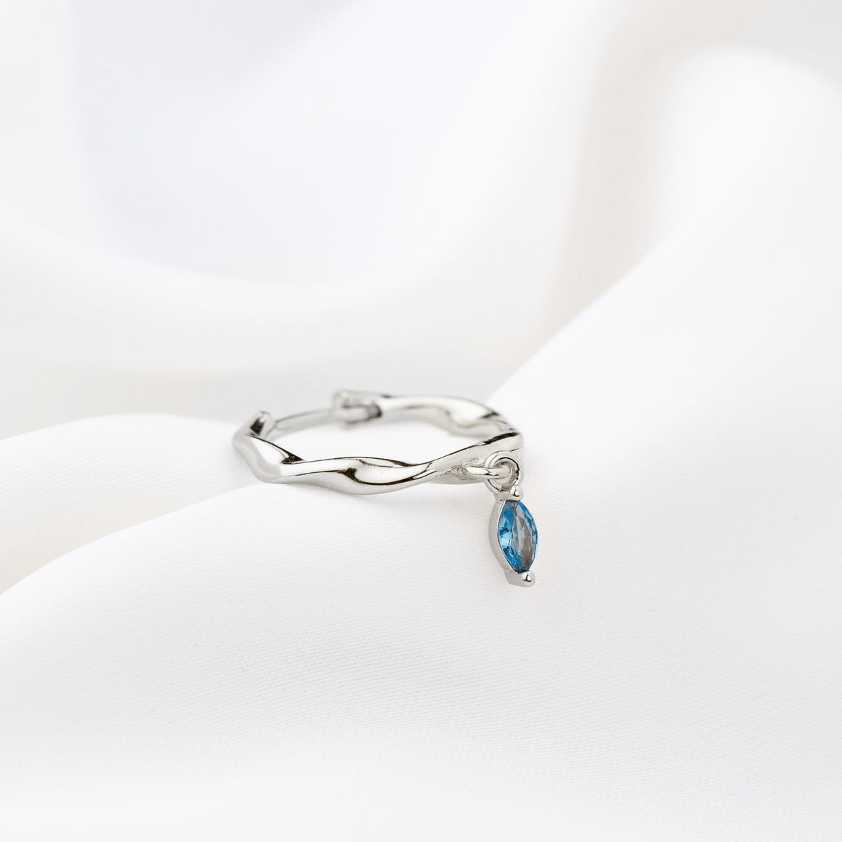 Silver Ocean Flow Earring