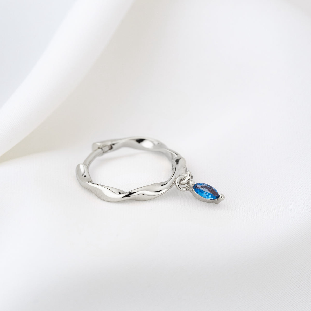 Silver Ocean Flow Earring
