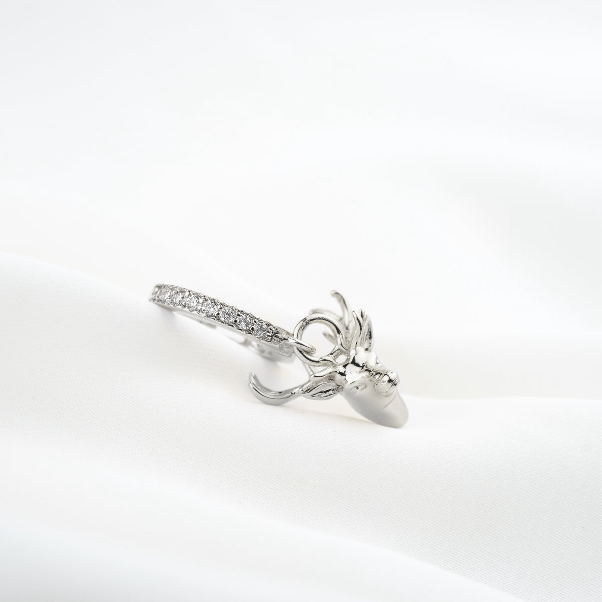 Silver Majestic Reindeer