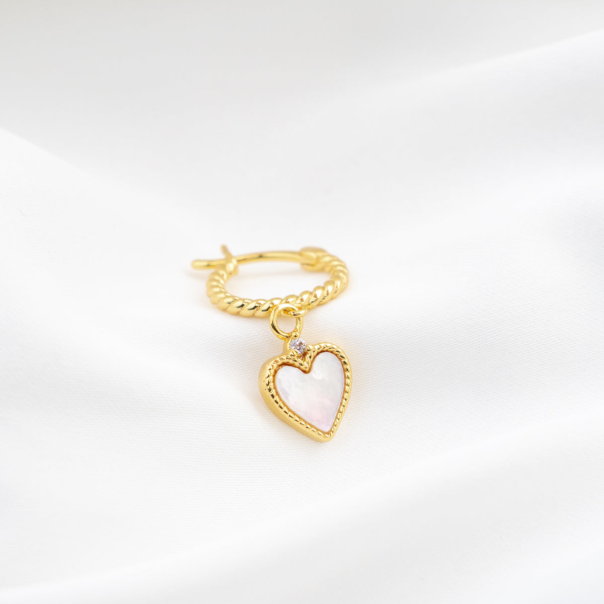 Pearly White Heart Earring
