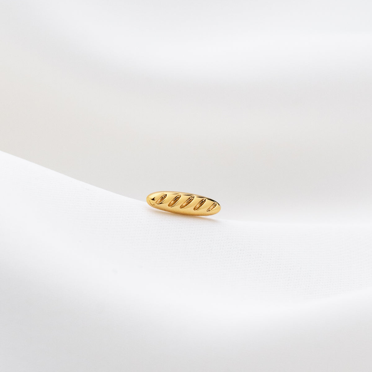Baguette Stud