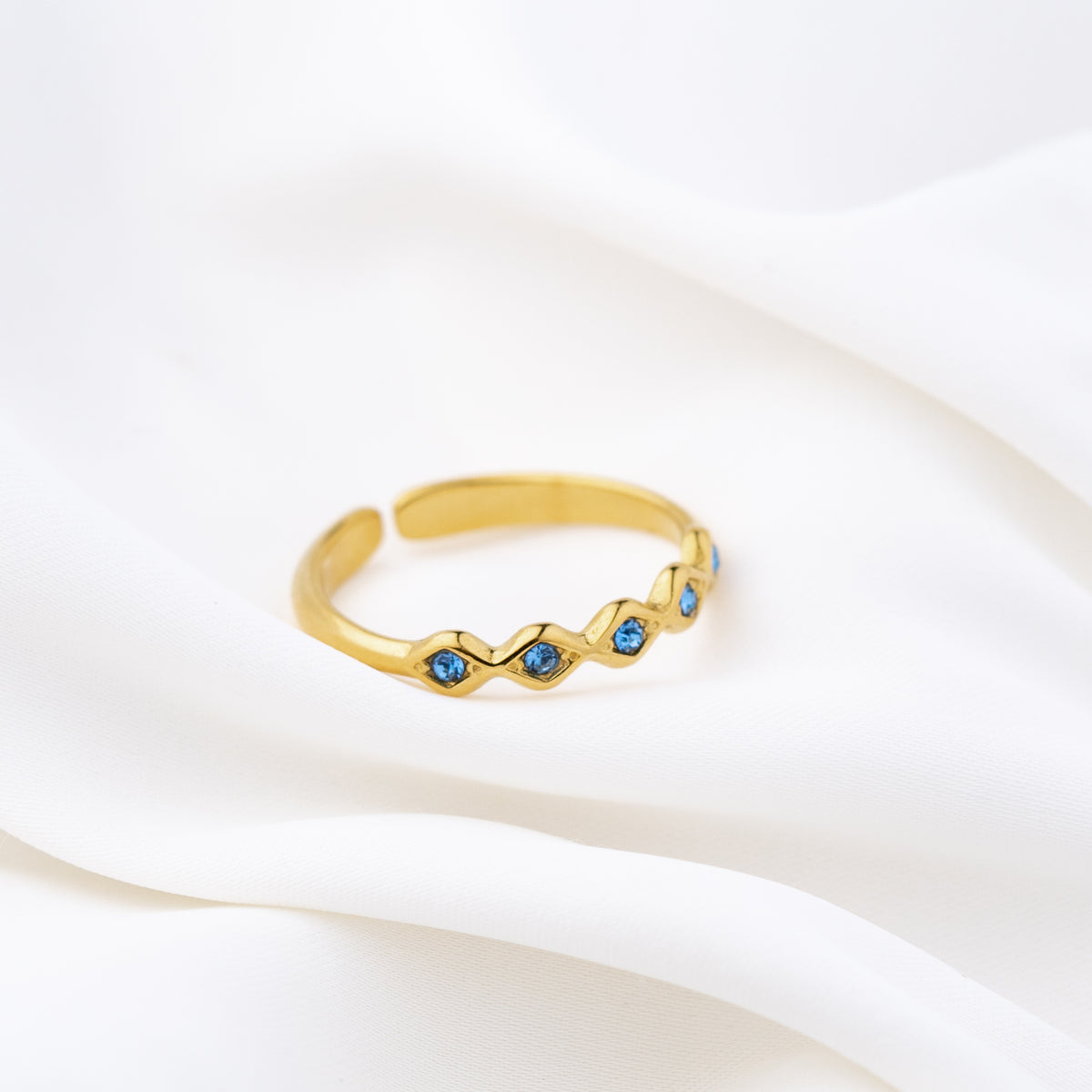 Sparkling Sky Blue Ring
