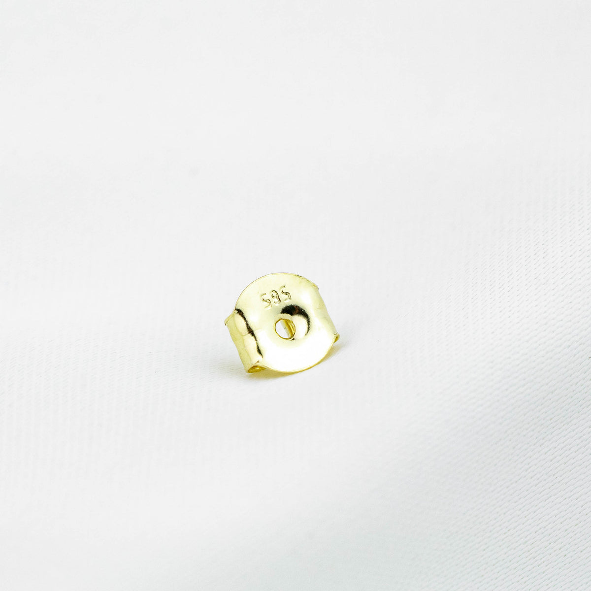 Solid Gold Sparkling Pearl Stud
