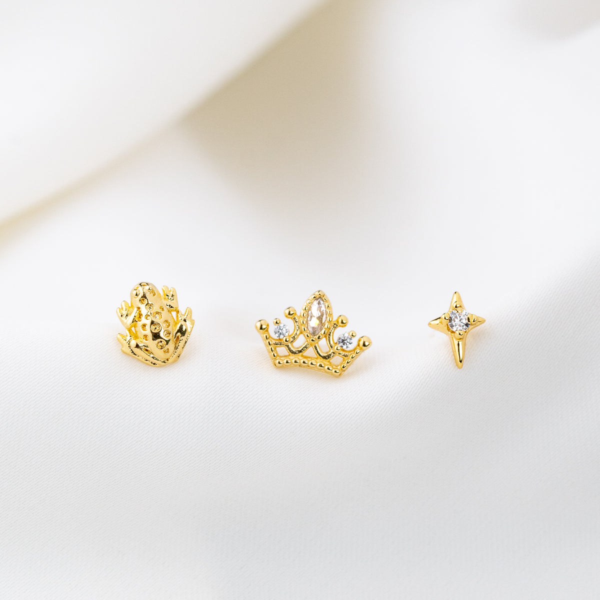 Sparkling Crown Stud