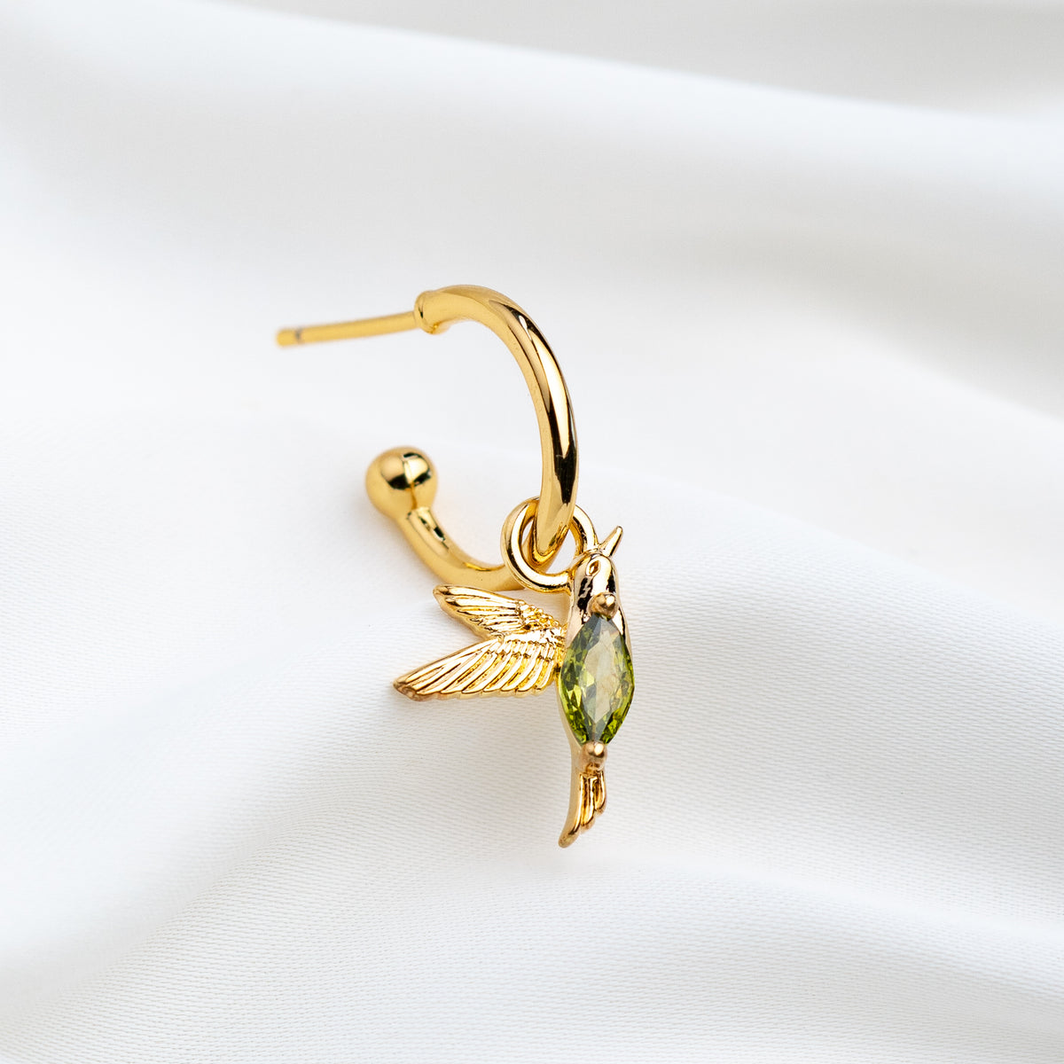 Peridot Hummingbird Pearl Set