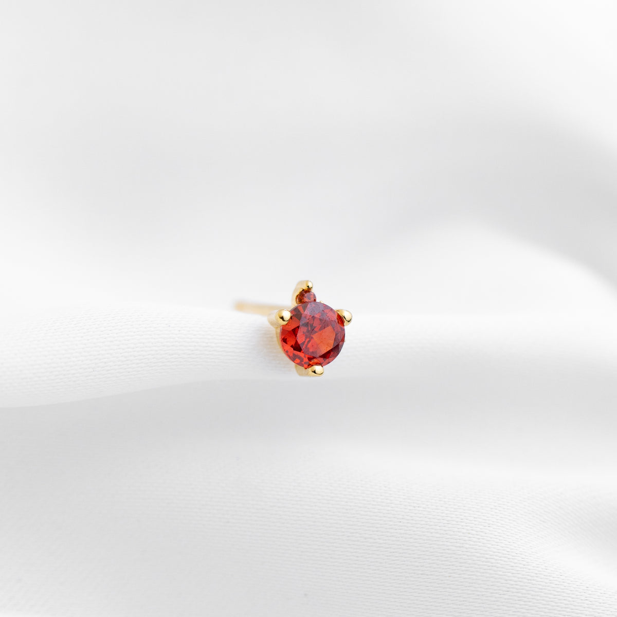 Sparkling Garnet Stud