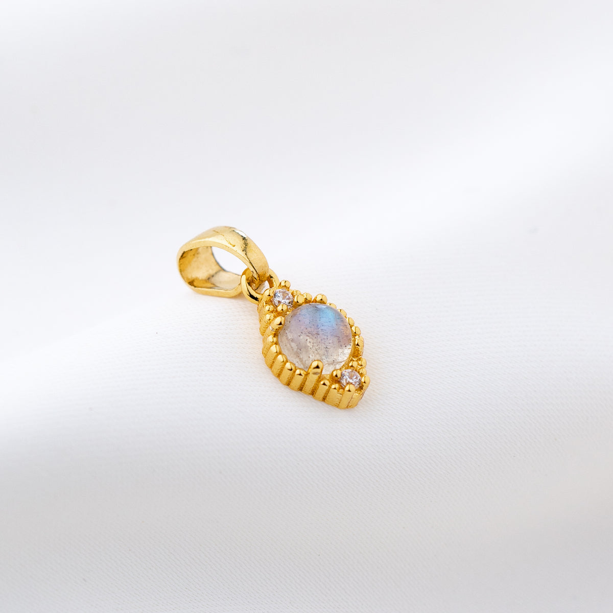 Sparkling Labradorite Necklace