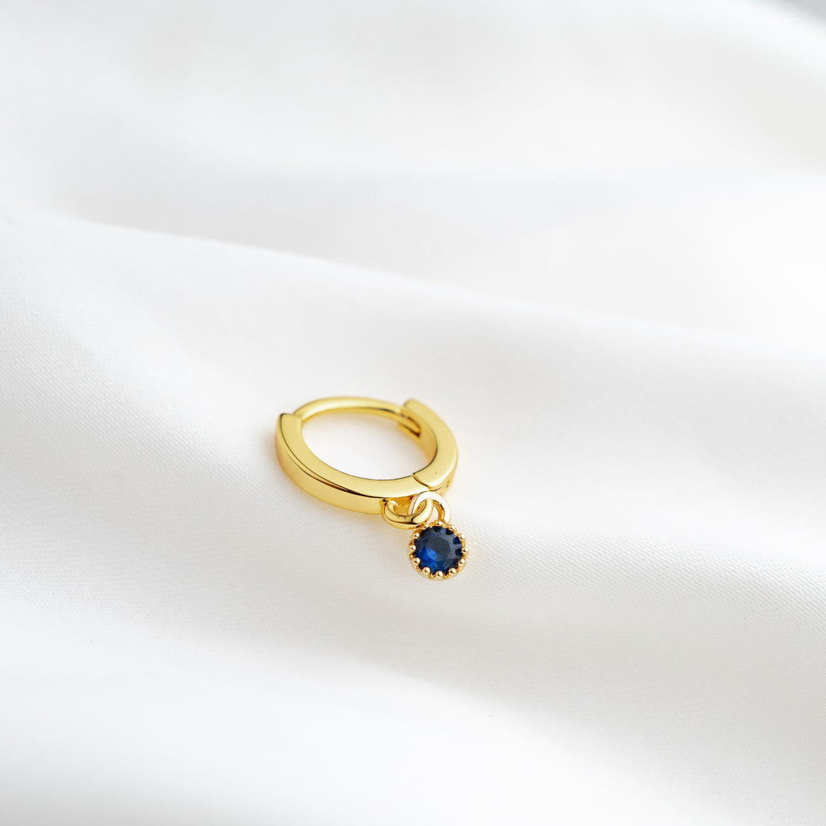 Dark Sapphire Zirconia Earring