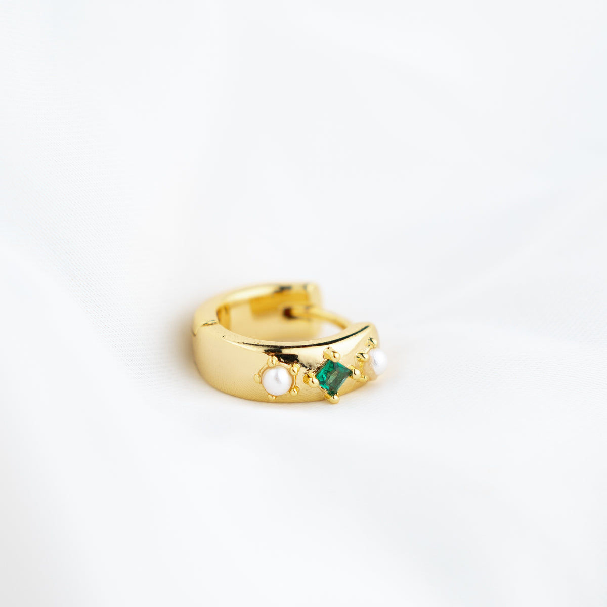 Emerald Pearl Hoop