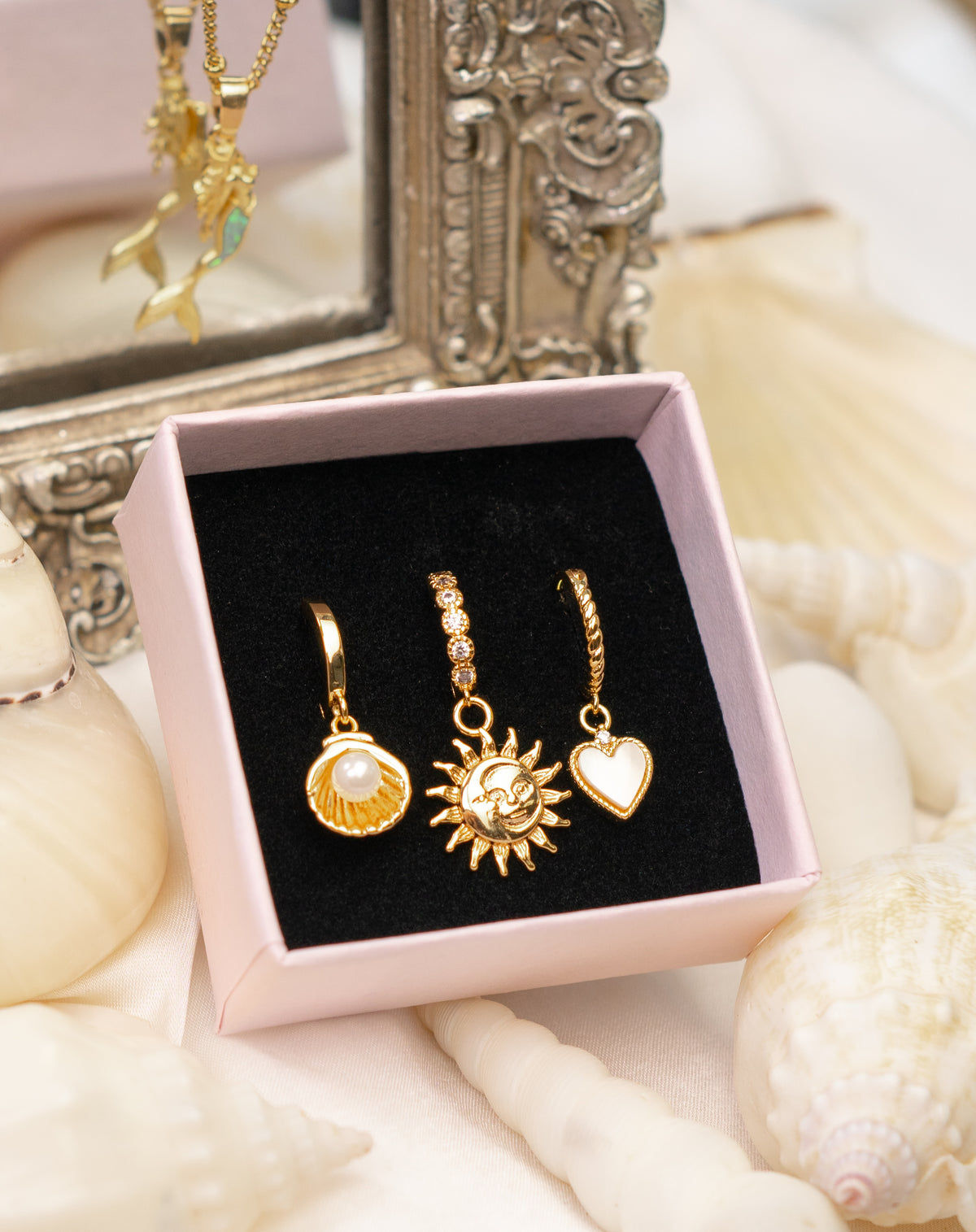 Pearly White Heart Earring