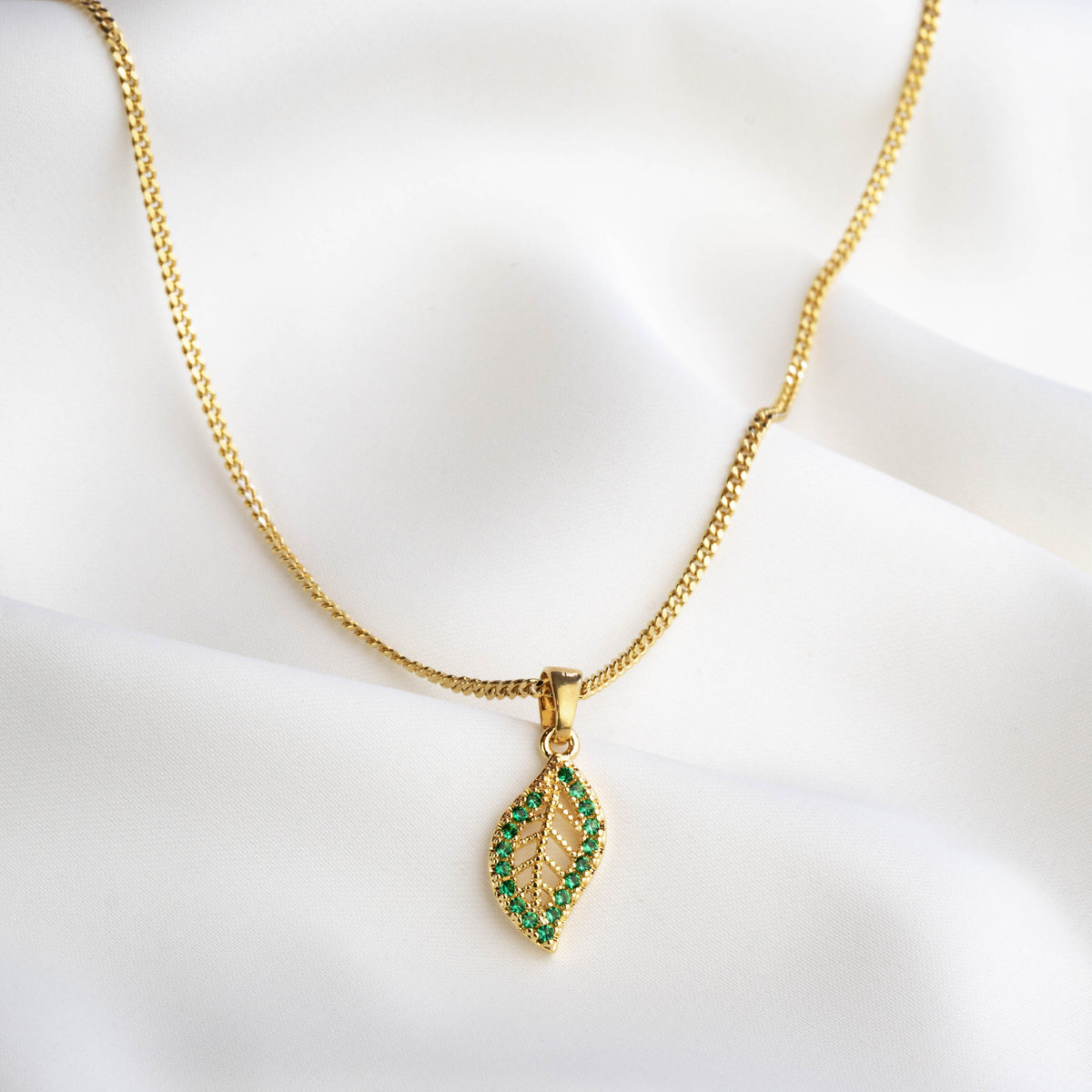 Emerald Sparkling Leaf Necklace