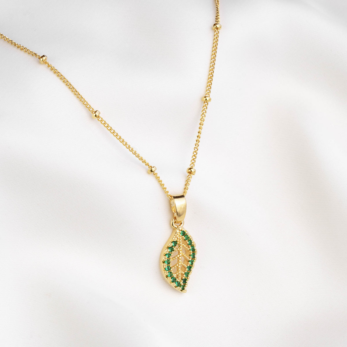 Emerald Sparkling Leaf Necklace