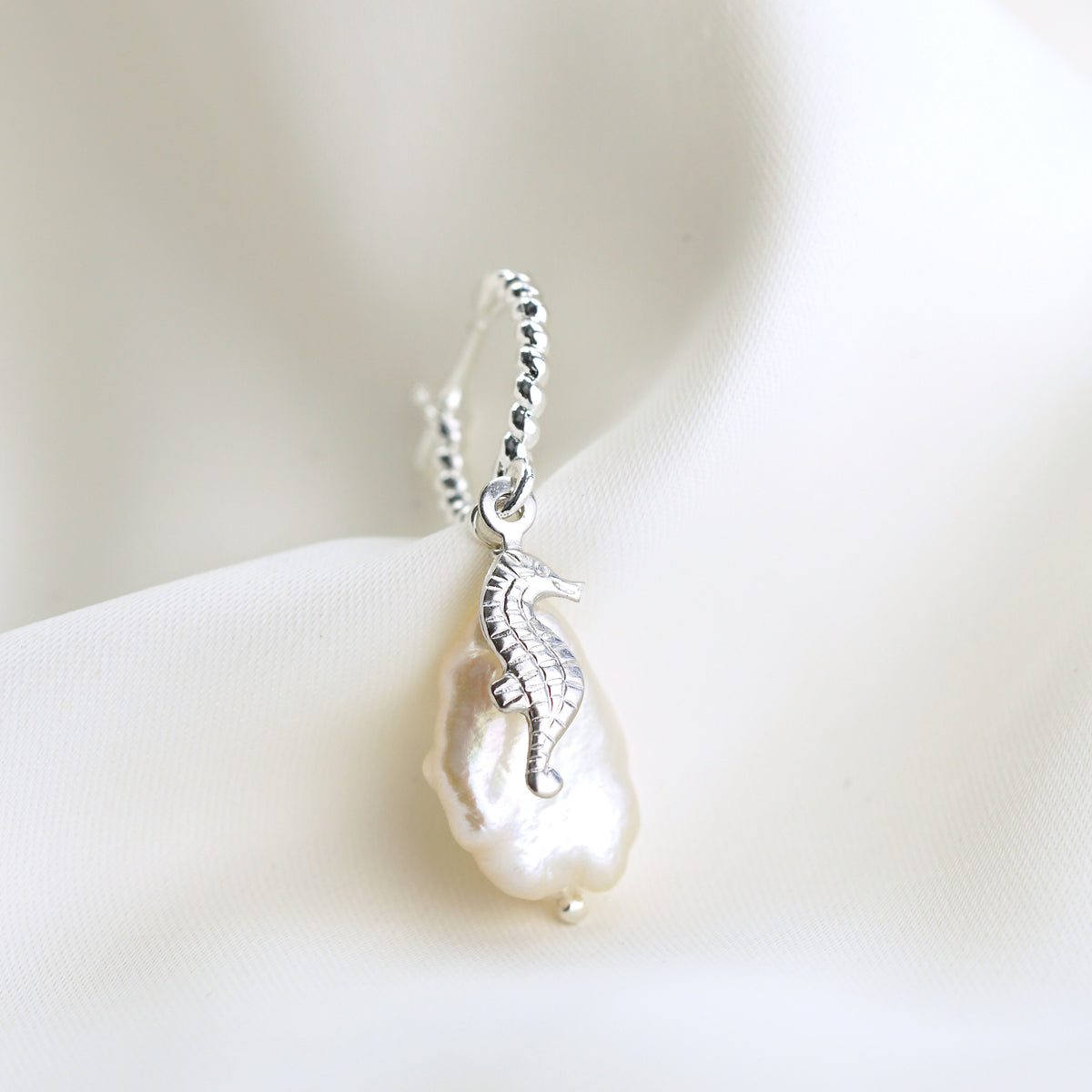 Silver Freshwater Pearl Seahorse Earring